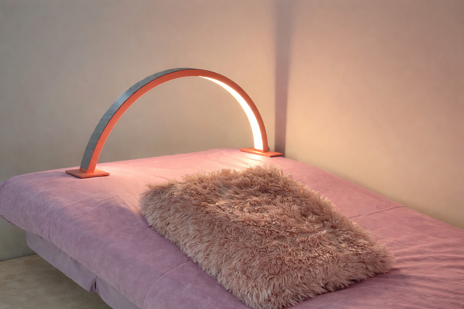 Обучение маникюру в студии Камшук Бьюти